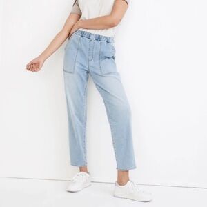 MADEWELL VGUC High Rise Elastic Waist Pull On Relaxed Jeans in Bellview Wash
